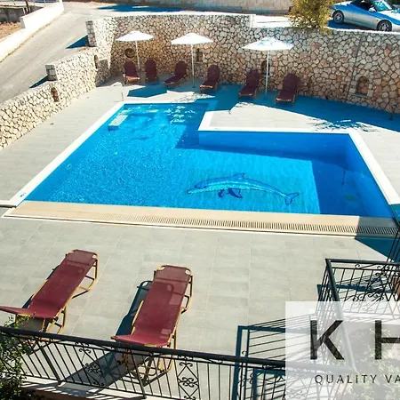 Hill Apartments! Влахата